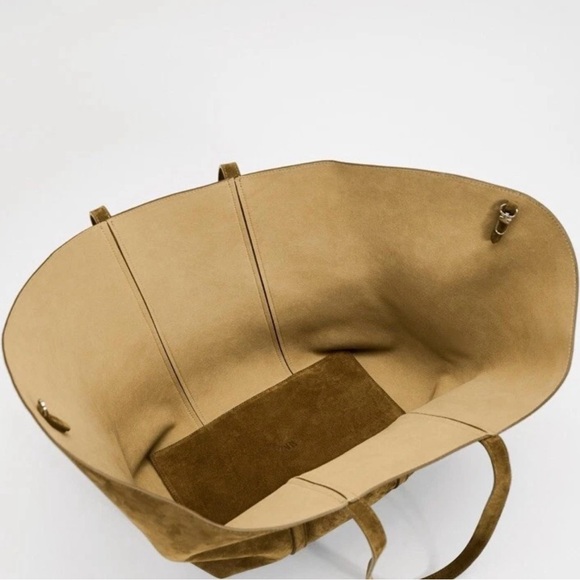 Suede Brand New Zara Bag with Pouch.Premium Collection. 100% cow leather (Suede) - Picture 10 of 16